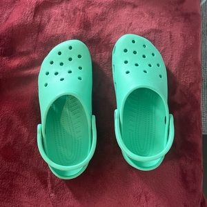 teal crocs, size women’s 10       pickup only
